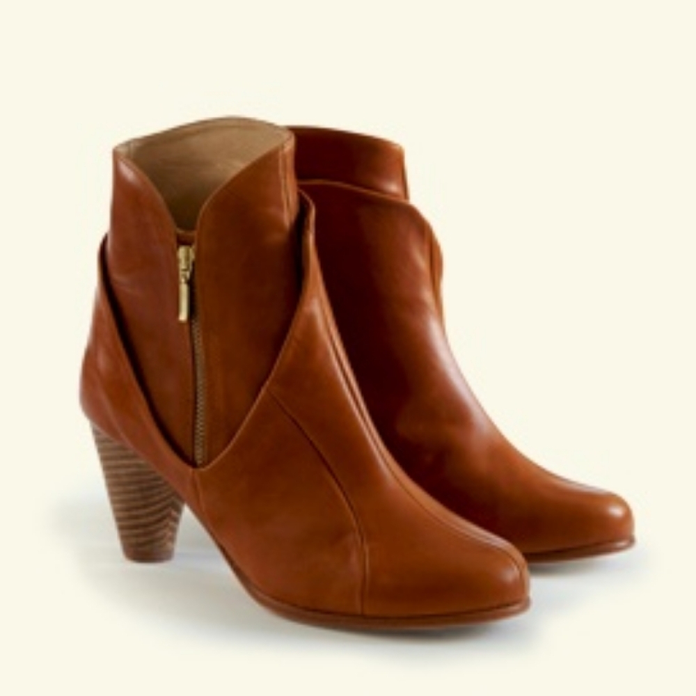 Leather Cloe Tulip Ankle Boots size 38